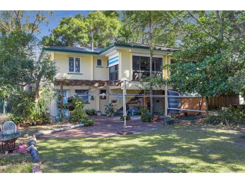 19 Reinhold Cr, Chermside QLD 4032