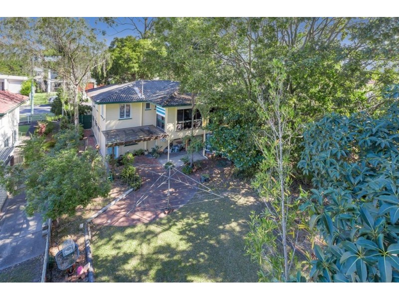 19 Reinhold Cr, Chermside QLD 4032