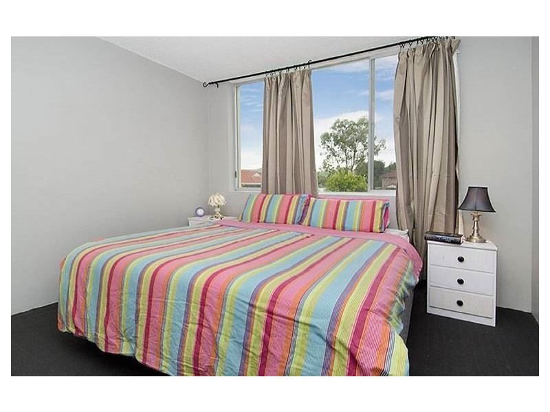 2/93 Wallace Street, Chermside QLD 4032