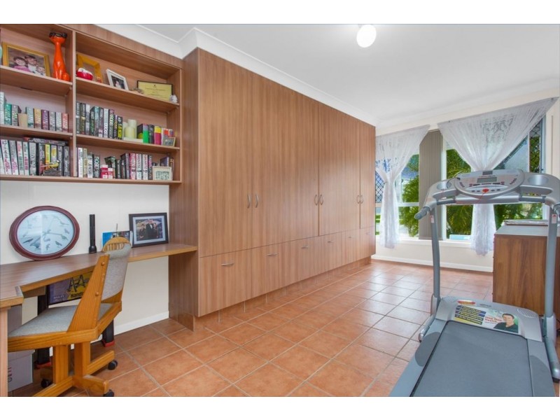 4 Lawler Street, Chermside QLD 4032