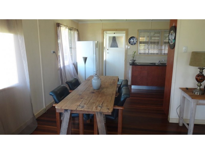 102 Armfield Street, Stafford QLD 4053