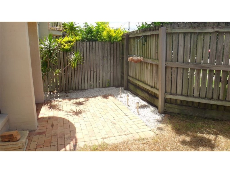 2/16 View Street, Chermside QLD 4032