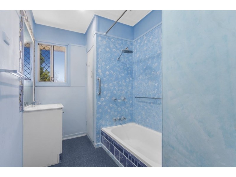 17 Fee Street, Chermside QLD 4032