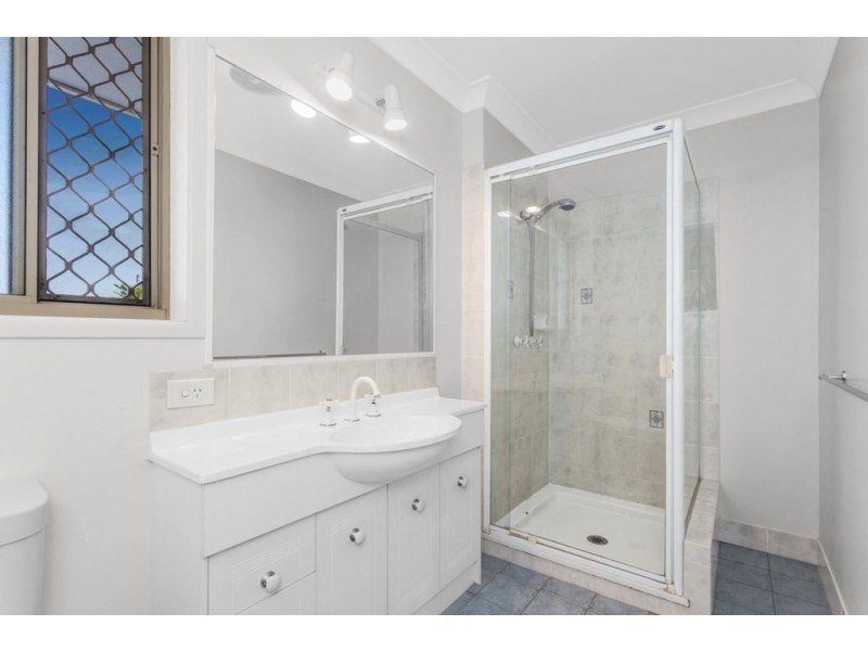 4/64 Wallace Street, Chermside QLD 4032