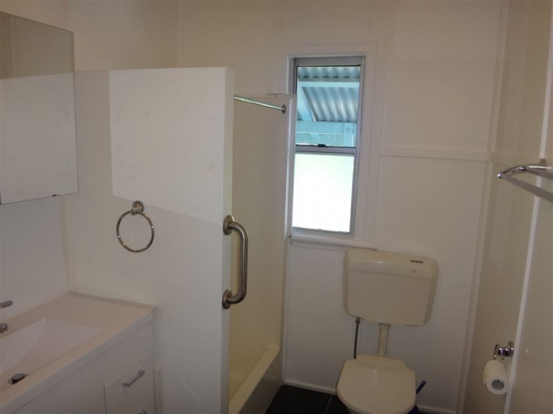 2 Rainey Street, Chermside QLD 4032