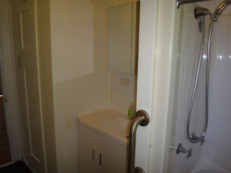 2 Rainey Street, Chermside QLD 4032