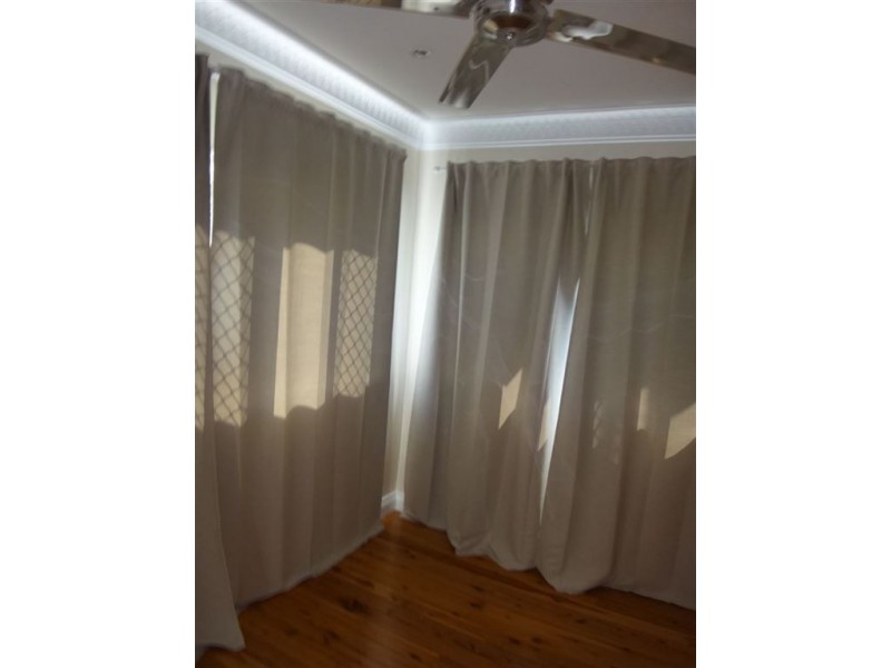 2 Rainey Street, Chermside QLD 4032