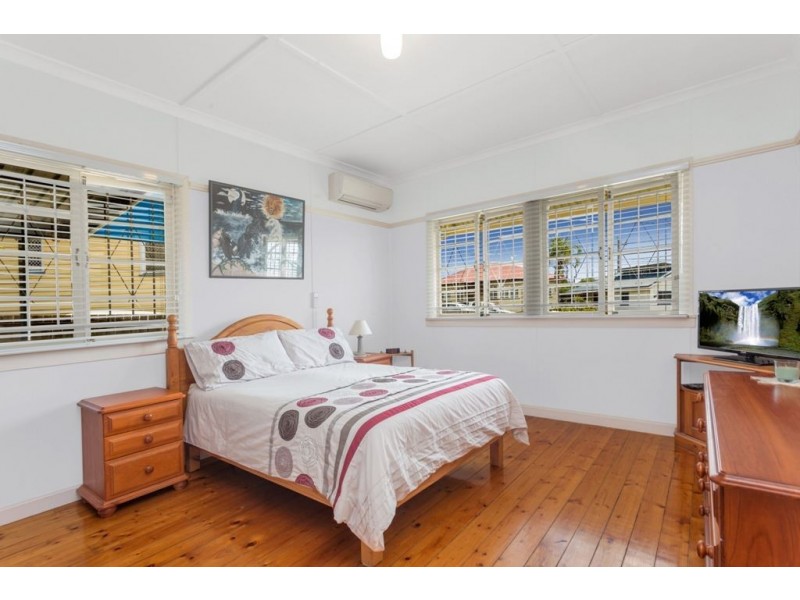 30 Creagh Street, Zillmere QLD 4034