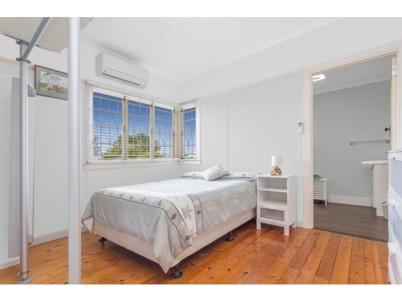 30 Creagh Street, Zillmere QLD 4034