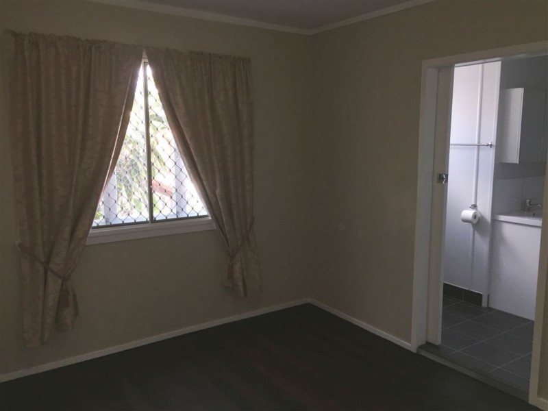 26 Alexander Street, Zillmere QLD 4034