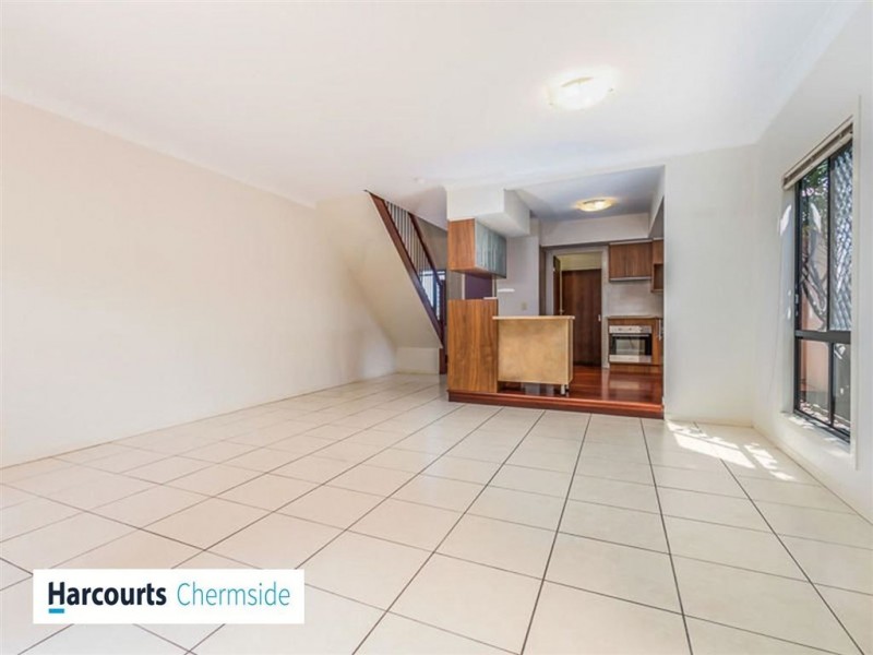 2/19 Western Ave, Chermside QLD 4032