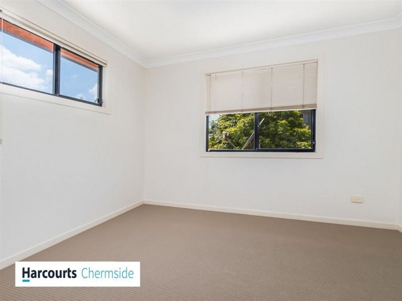 2/19 Western Ave, Chermside QLD 4032