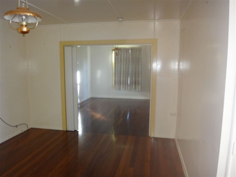 23 Oakey Street, Stafford Heights QLD 4053