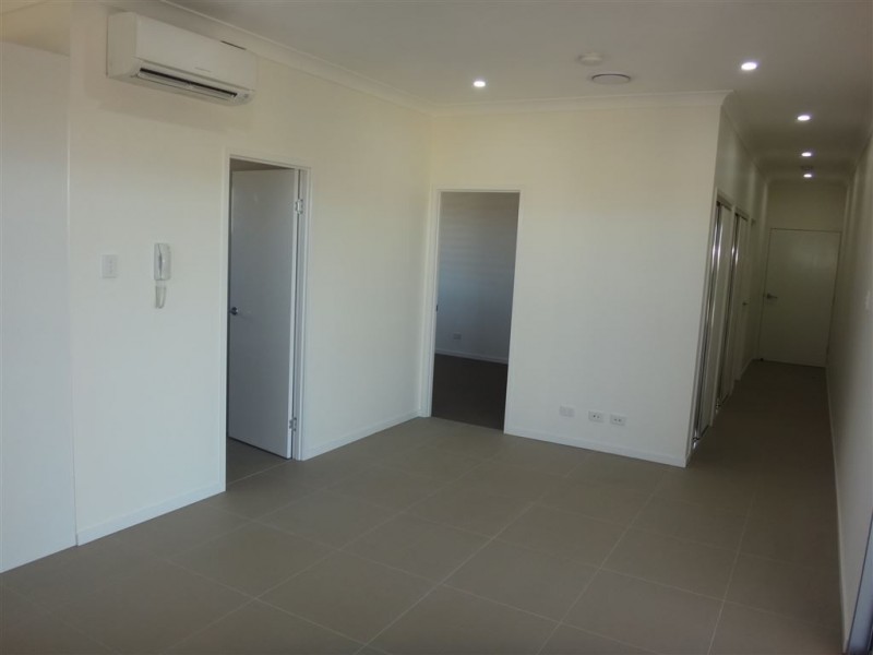 8/24 Wallace Street, Chermside QLD 4032