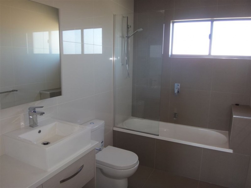 8/24 Wallace Street, Chermside QLD 4032