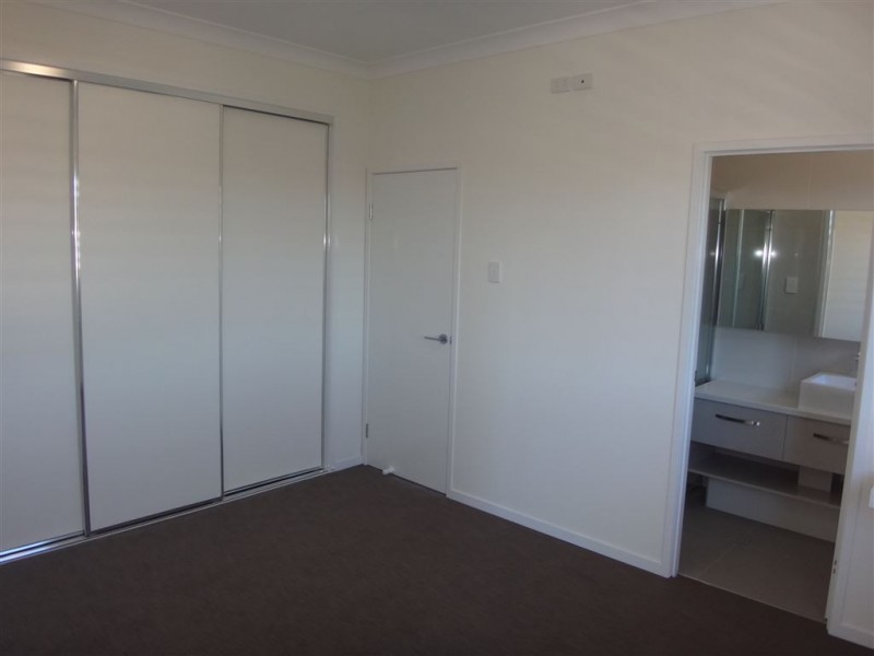 8/24 Wallace Street, Chermside QLD 4032