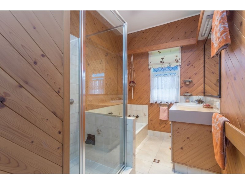 9 Eltham Street, Kedron QLD 4031