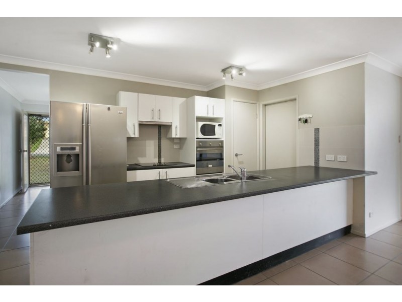 6 Bolte Crescent, Kallangur QLD 4503