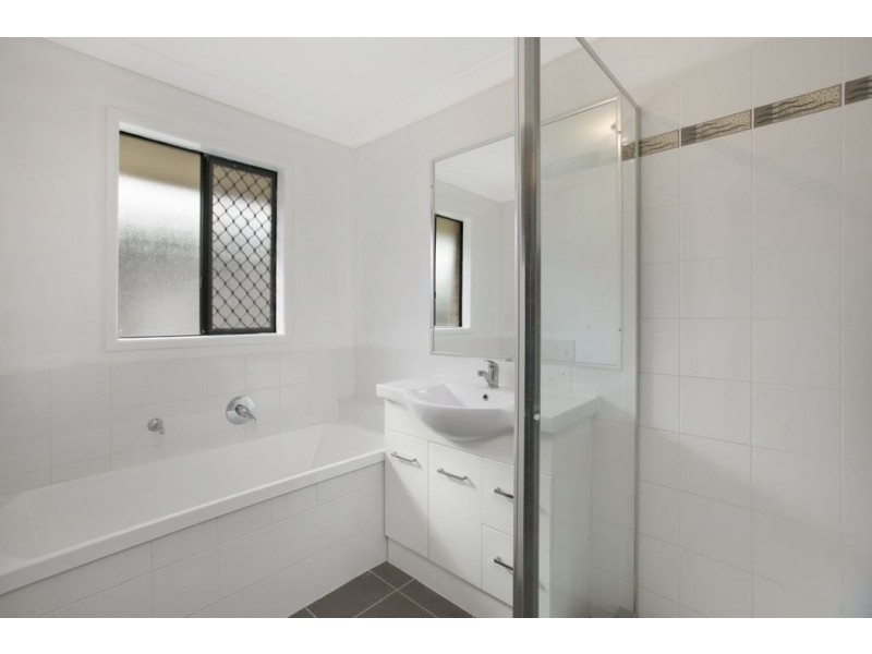 6 Bolte Crescent, Kallangur QLD 4503