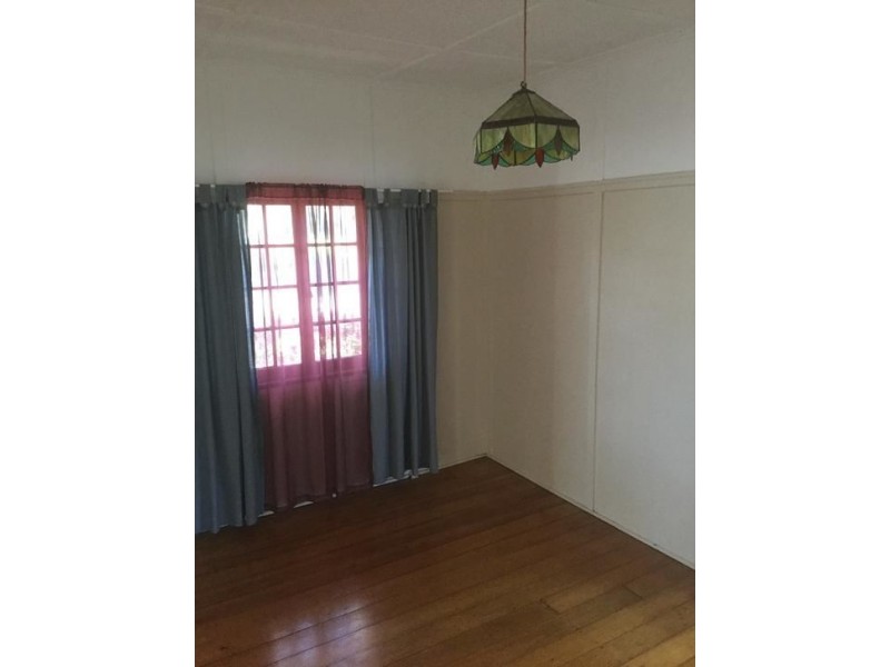 4 Thornton Parade, Wavell Heights QLD 4012