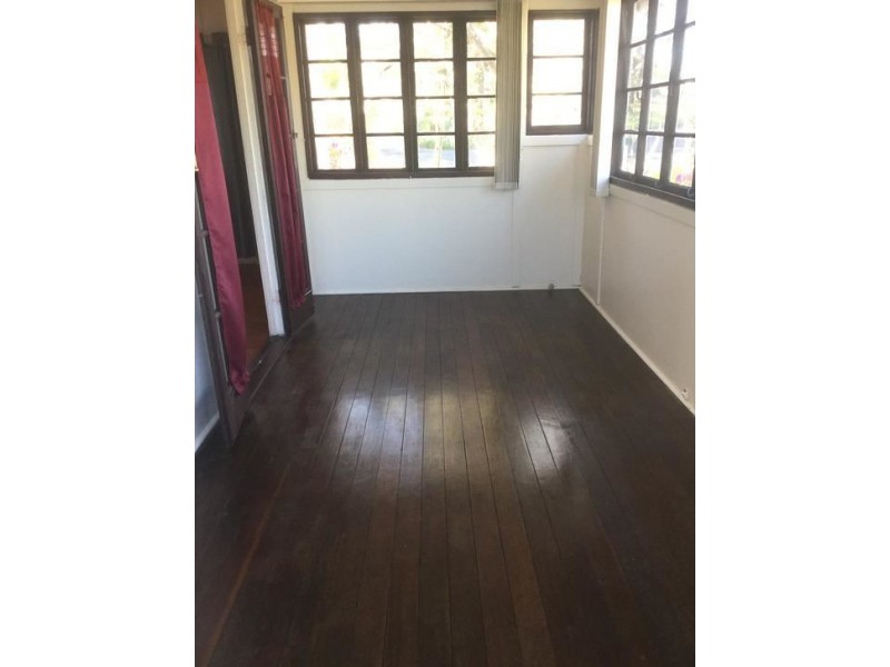 4 Thornton Parade, Wavell Heights QLD 4012