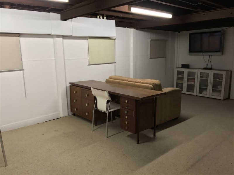 9 Basnett Street, Chermside West QLD 4032