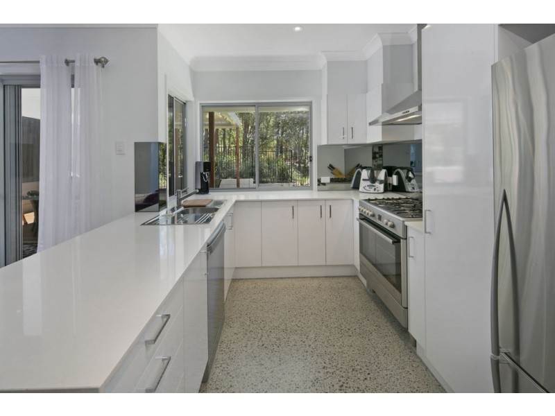 14 Sambar Close, Chermside West QLD 4032