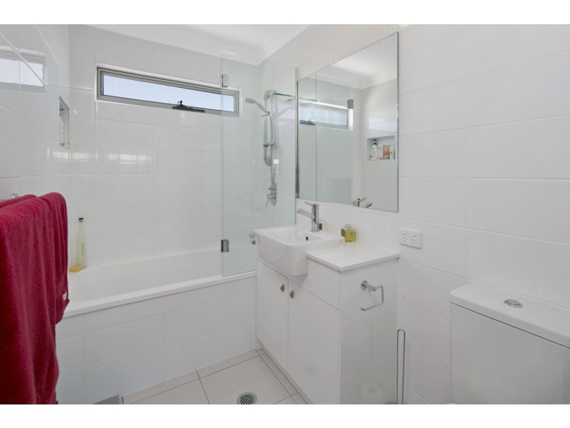 14 Sambar Close, Chermside West QLD 4032