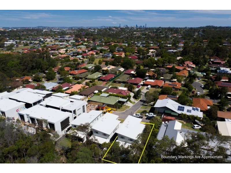 14 Sambar Close, Chermside West QLD 4032