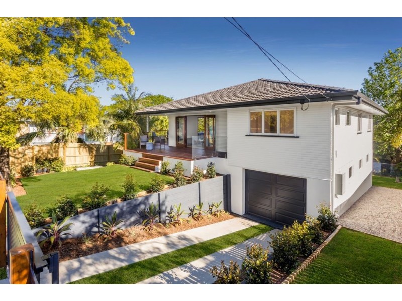 14 Nystrom Street, Chermside QLD 4032