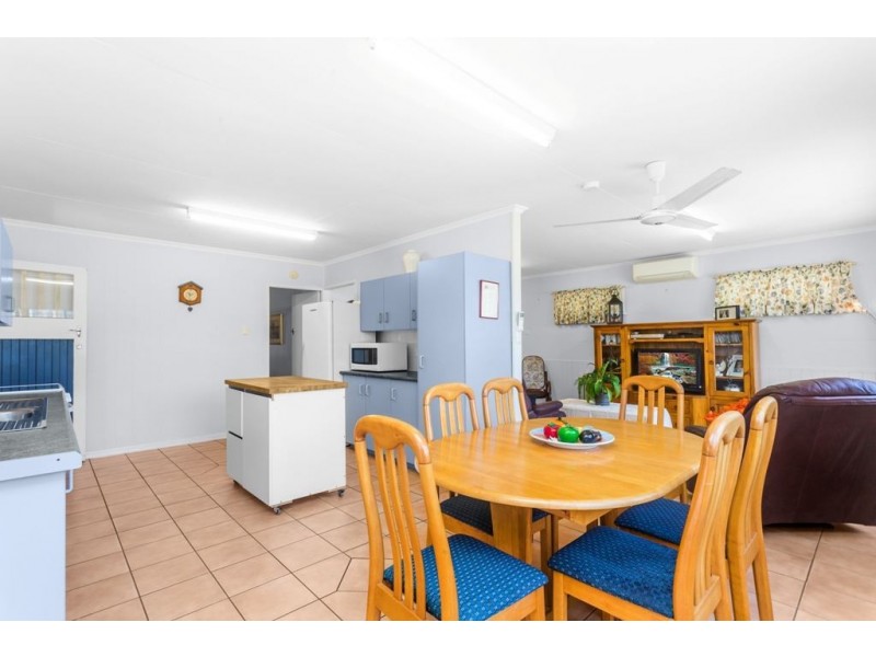 4 Basnett Street, Chermside West QLD 4032