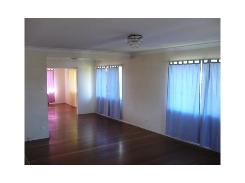 Wavell Heights QLD 4012