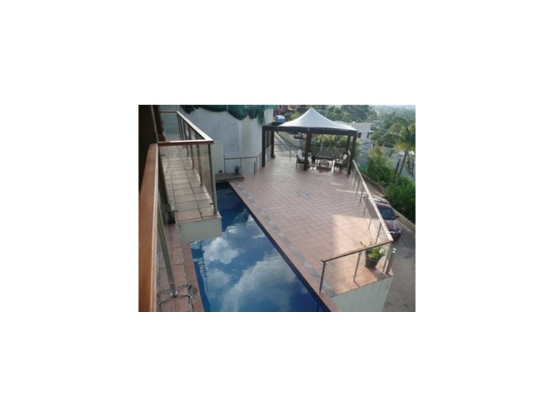 Holland Park QLD 4121