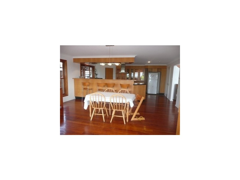 Holland Park QLD 4121