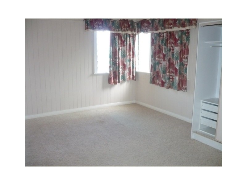 35 Waroon Street, Stafford QLD 4053