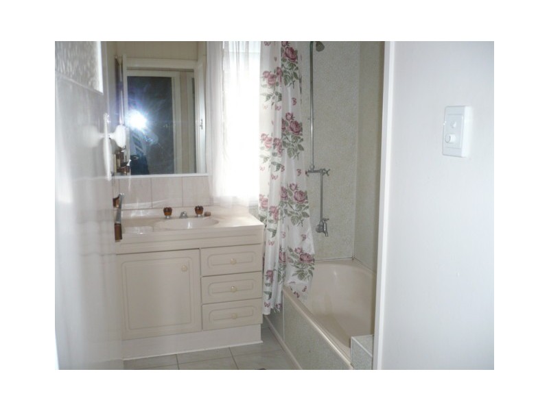 35 Waroon Street, Stafford QLD 4053