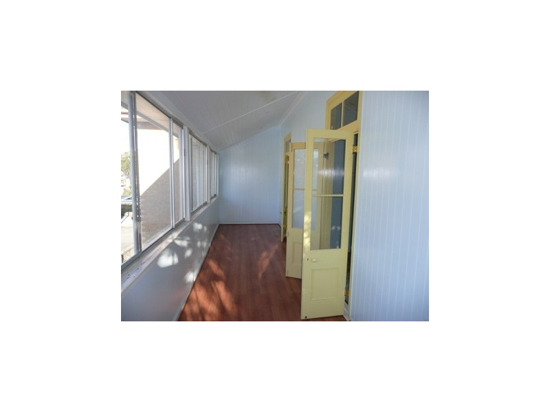37 Kent Road, Wooloowin QLD 4030