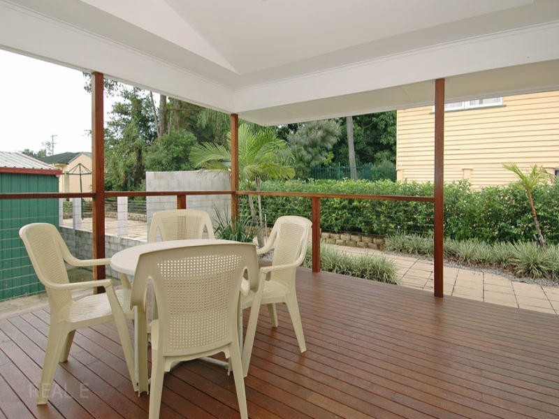 Wavell Heights QLD 4012