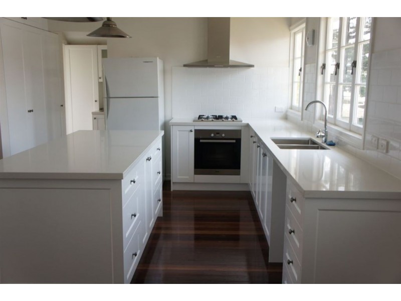 102 Spence Road, Wavell Heights QLD 4012