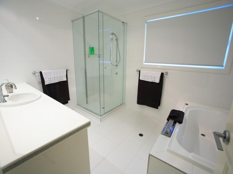 2 Jessica Bvd, Minyama QLD 4575