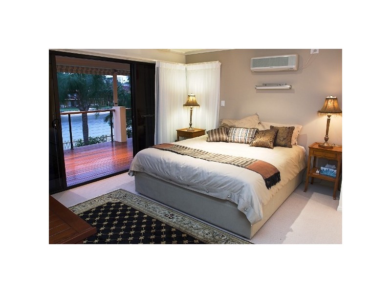 18 Tarwarri Crescent, Mooloolaba QLD 4557