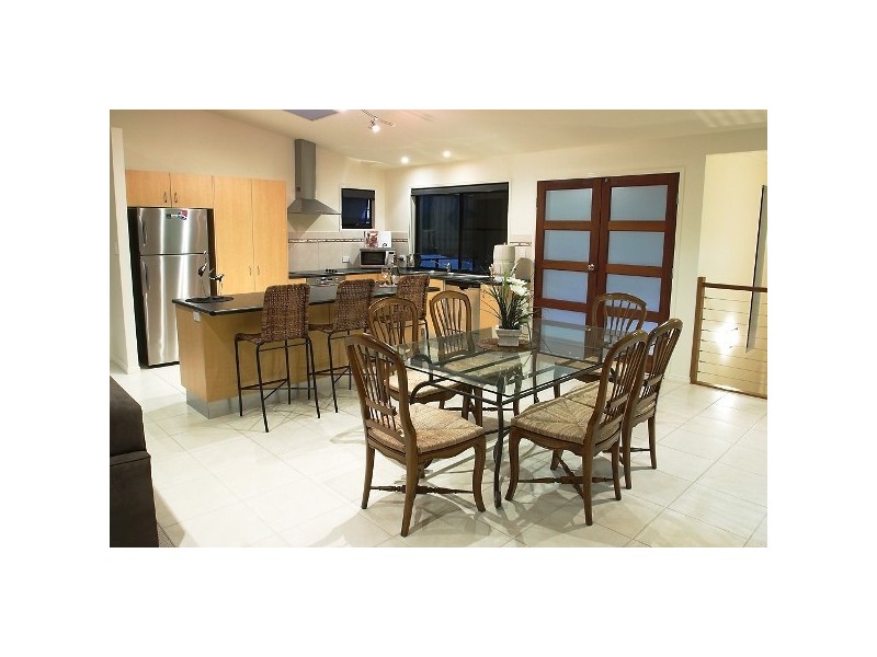 18 Tarwarri Crescent, Mooloolaba QLD 4557