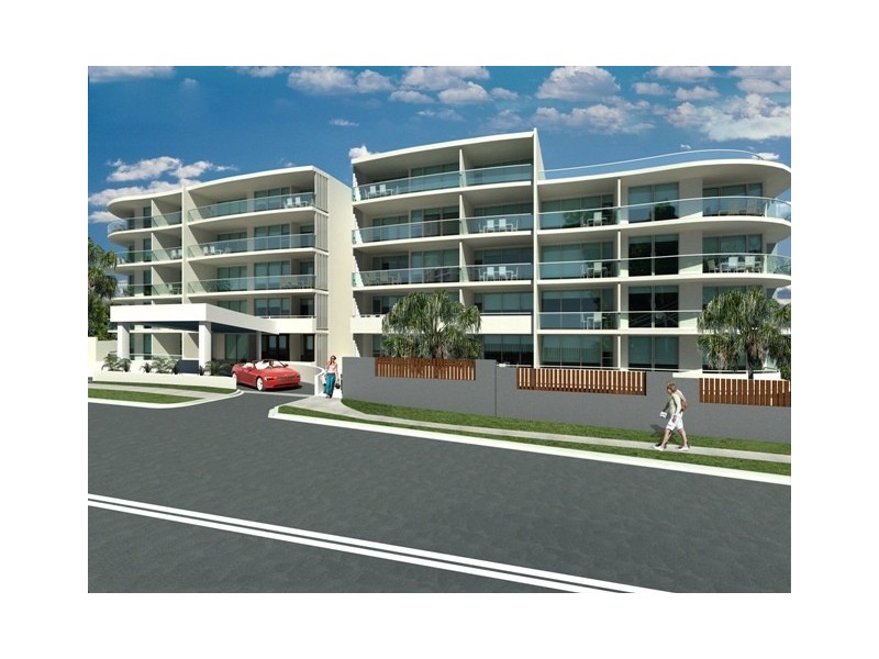 8 Cooma Tce, Caloundra QLD 4551