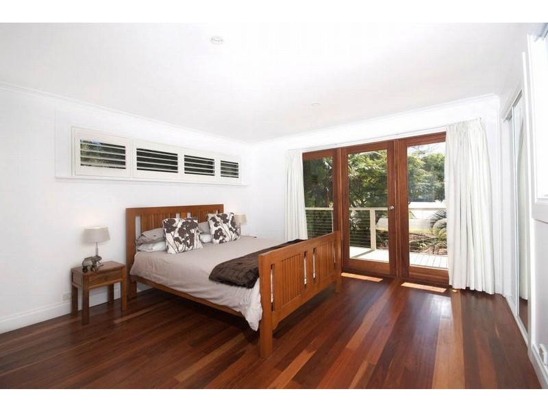 8 Pakee Street, Alexandra Headland QLD 4572