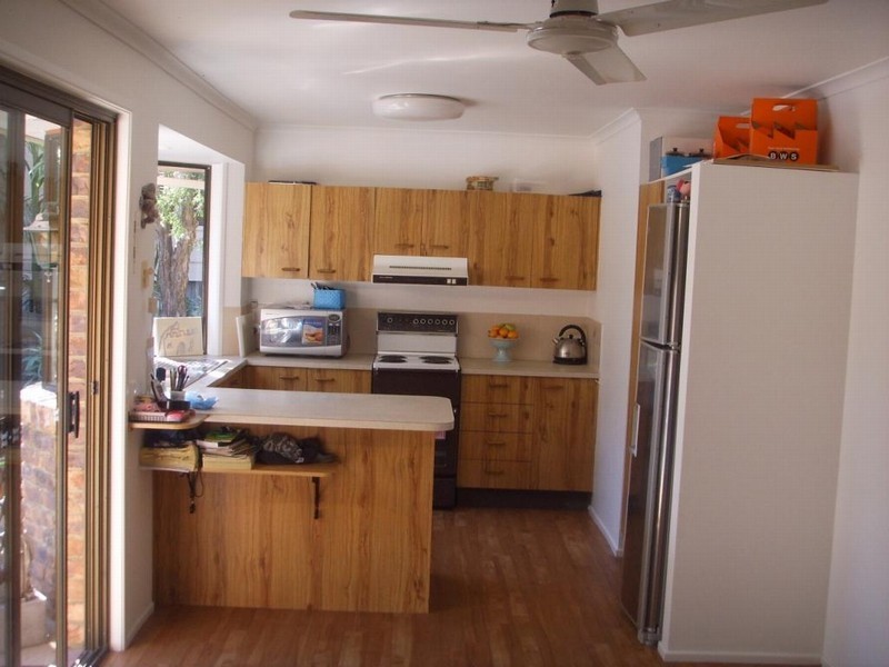 6 Yakola Parade, Alexandra Headland QLD 4572