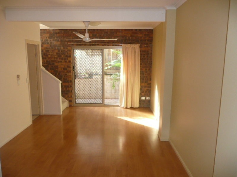 3/11 Evans St, Maroochydore QLD 4558