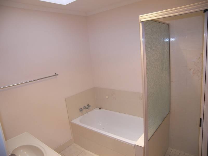 3/11 Evans St, Maroochydore QLD 4558