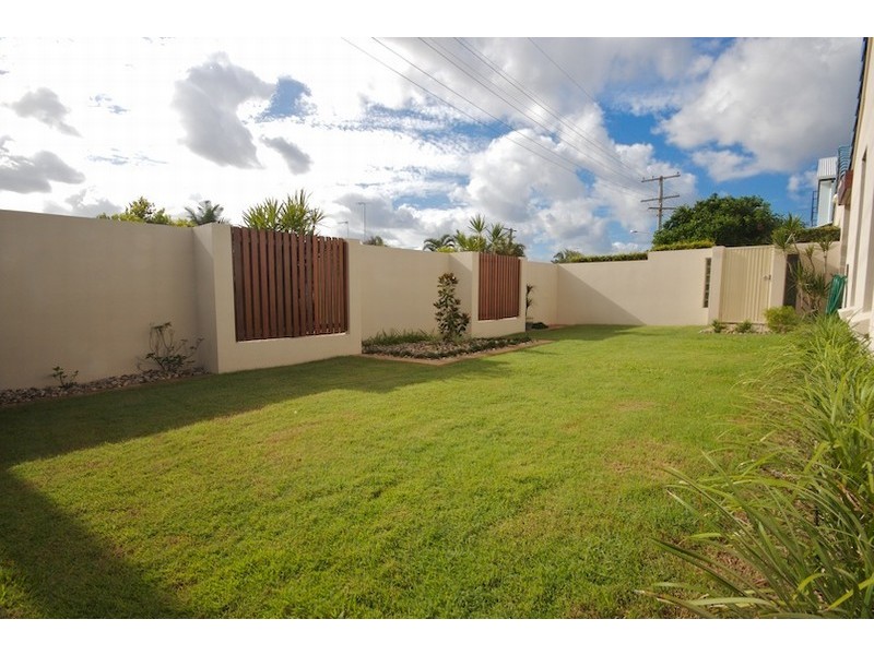 19 Bluebird Pde, Bokarina QLD 4575