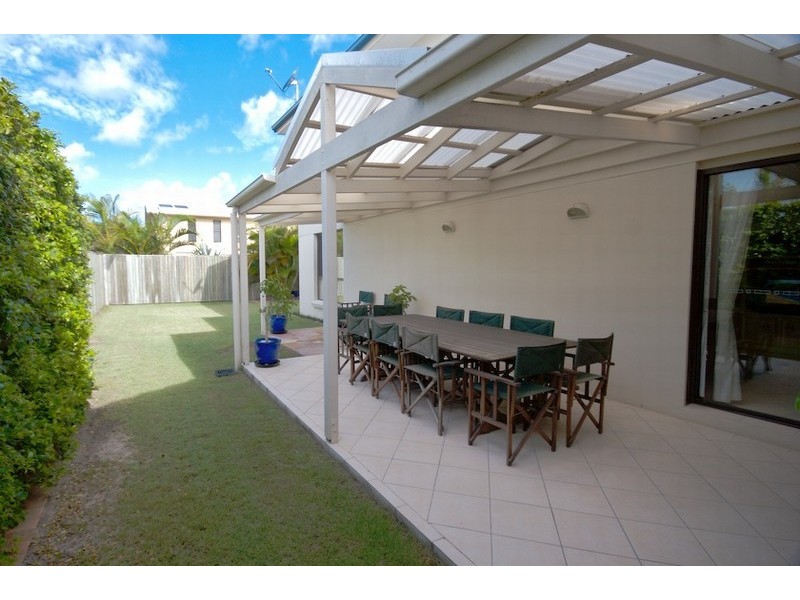 19 Bluebird Pde, Bokarina QLD 4575
