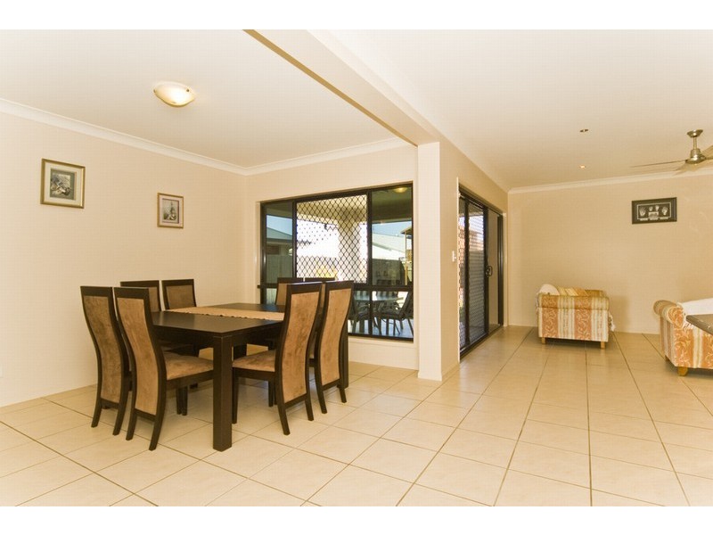 4 Bateman Street, Sippy Downs QLD 4556
